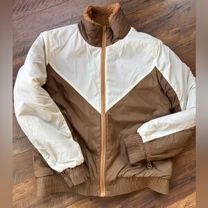 Zyia Camel Sierra reversible jacket size medium